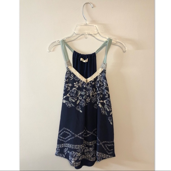 🌼Adorable summer sleeveless top🌼 - Picture 2 of 3